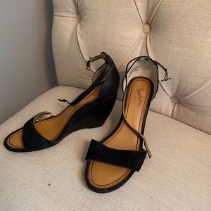 Seychelles black suede wedge sandals